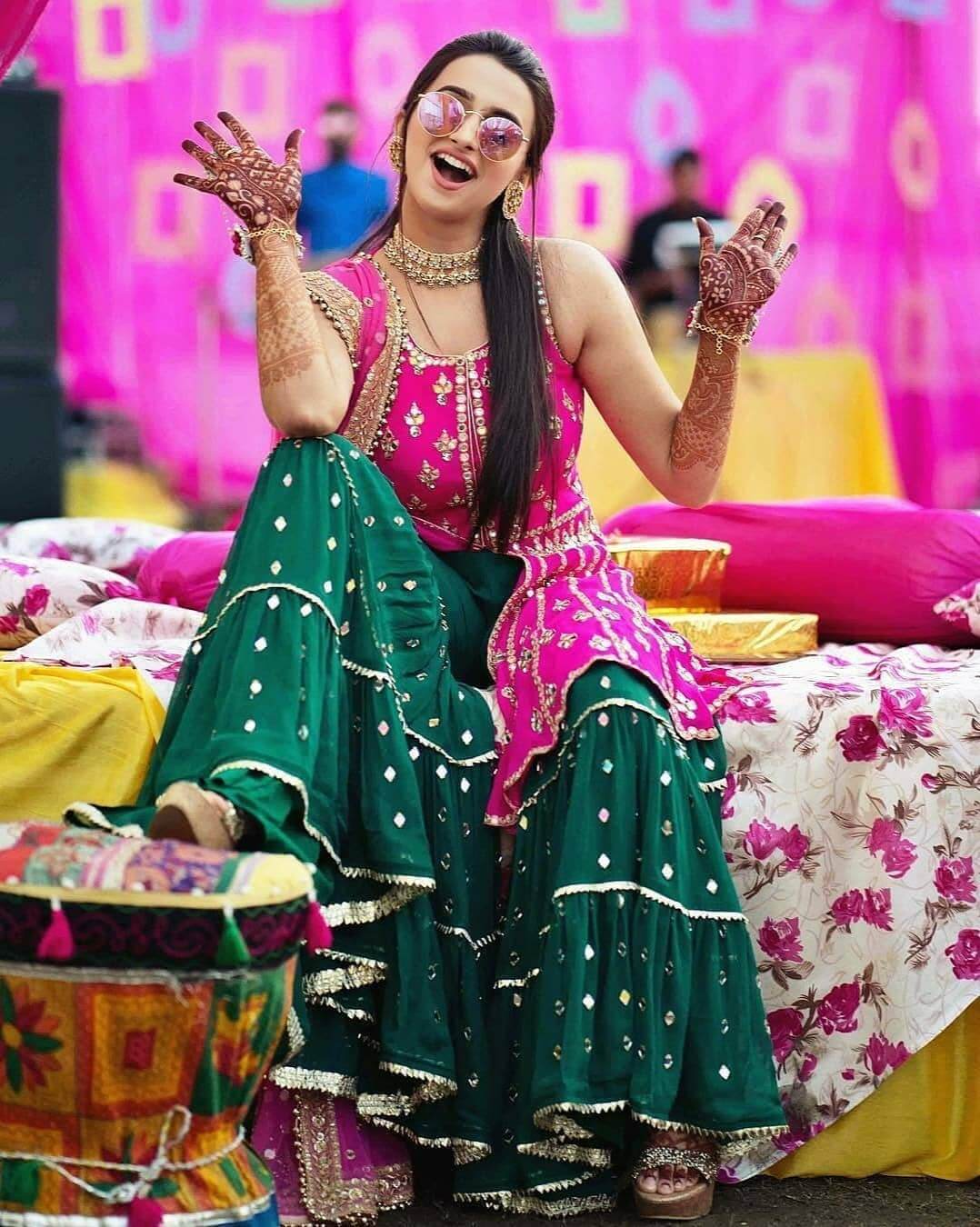 What-do-brides-wear-for-Mehndi-Function-Know-from-Real-Brides-1